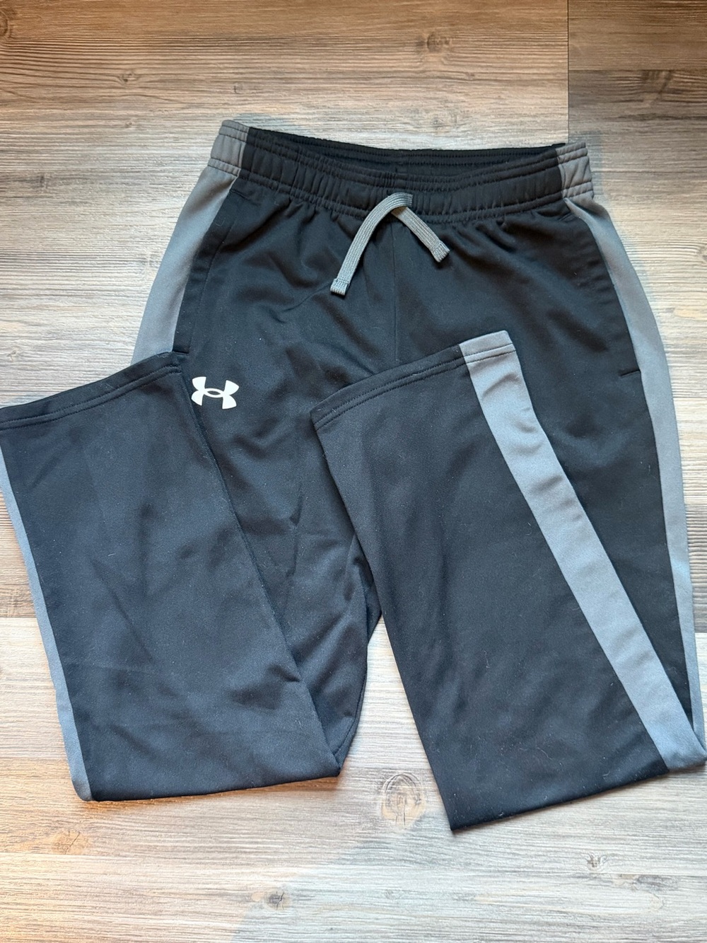 Boy’s Under Armour Brawler 2.0 pants